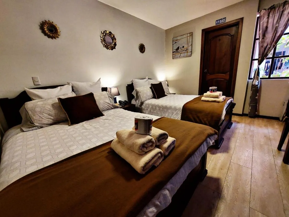 Hotel En El Centro Historico 昆卡 厄瓜多尔