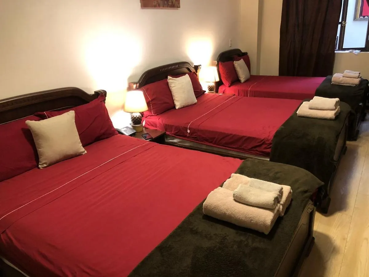 Hotel En El Centro Historico 昆卡